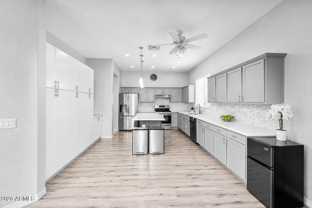 3718 S SETON Avenue, Gilbert, AZ 85297