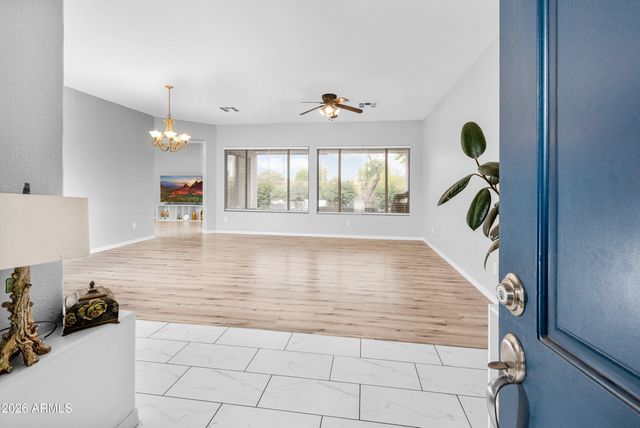 3718 S SETON Avenue, Gilbert, AZ 85297
