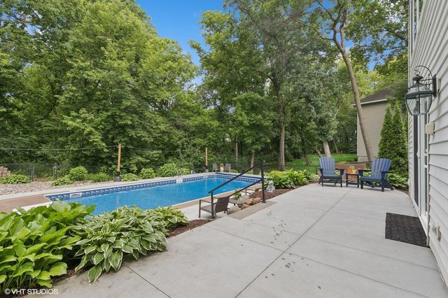 16751 Jackpine Trail, Lakeville, MN 55044