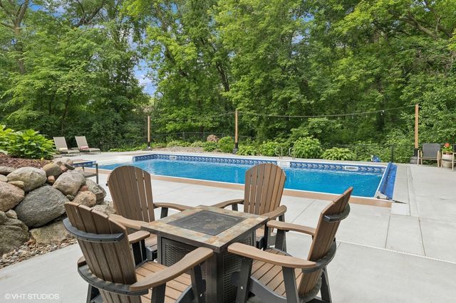 16751 Jackpine Trail, Lakeville, MN 55044