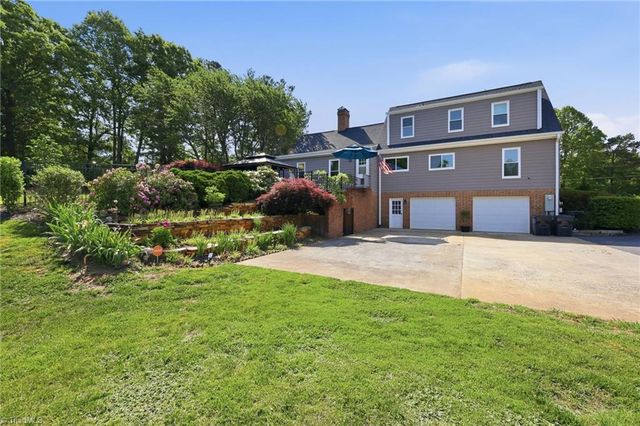 725 Academy Street, Rural Hall, NC 27045