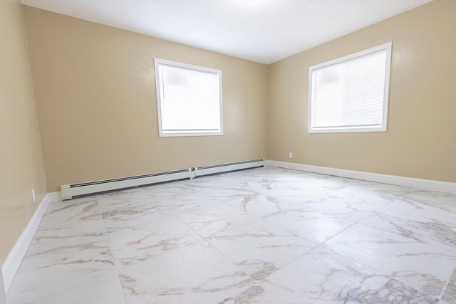 2085 Memorial Drv, South Hadley, MA 01075