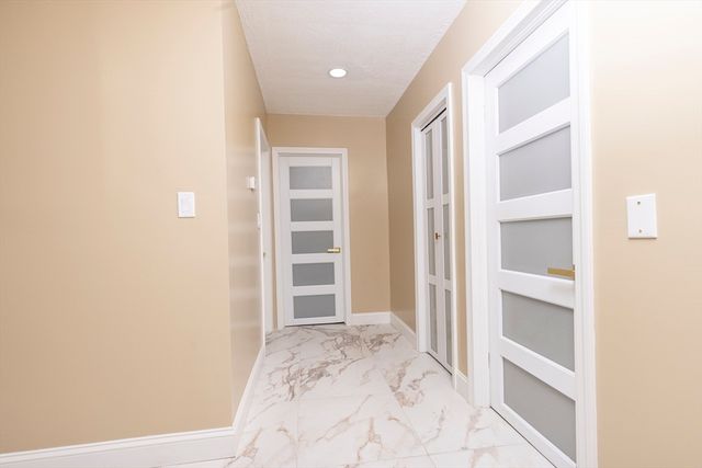 2085 Memorial Drv, South Hadley, MA 01075