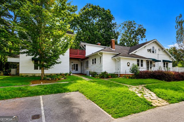 359 E Tugalo Street, Toccoa, GA 30577