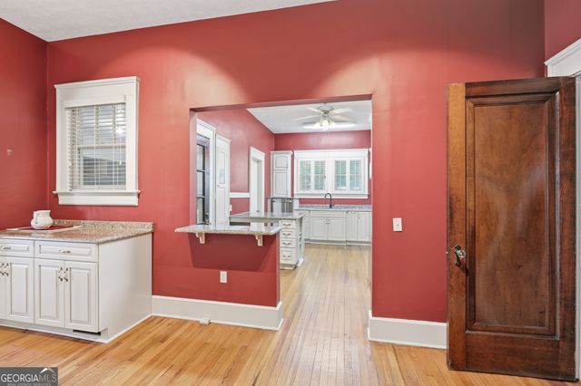 359 E Tugalo Street, Toccoa, GA 30577