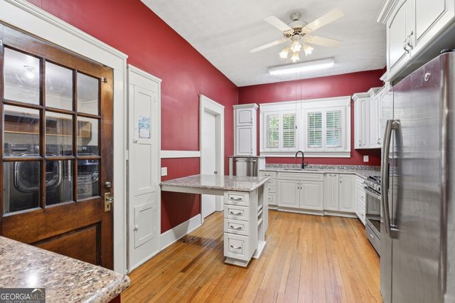 359 E Tugalo Street, Toccoa, GA 30577