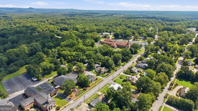 359 E Tugalo Street, Toccoa, GA 30577