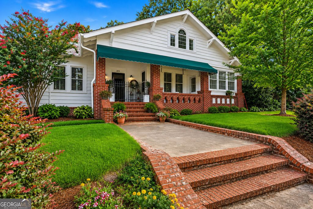 359 E Tugalo Street, Toccoa, GA 30577