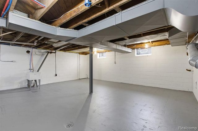 11559 Kennebec Street, Detroit, MI 48205