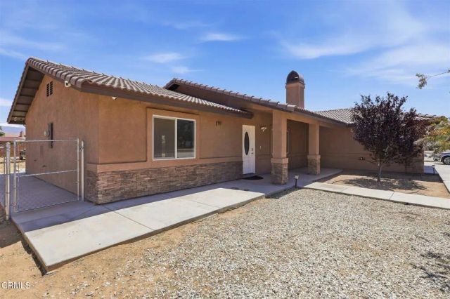 13115 Clallam Road, Apple Valley, CA 92308