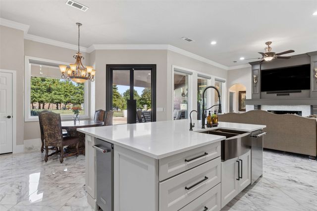 4613 Lake Breeze Drive, Mckinney, TX 75071