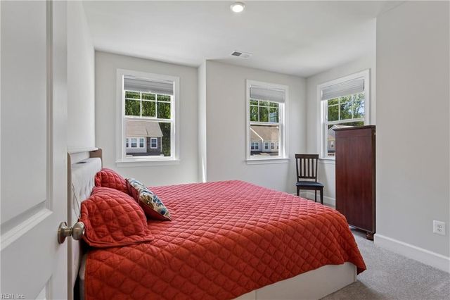 5250 Twilight CT, Toano, VA 23168