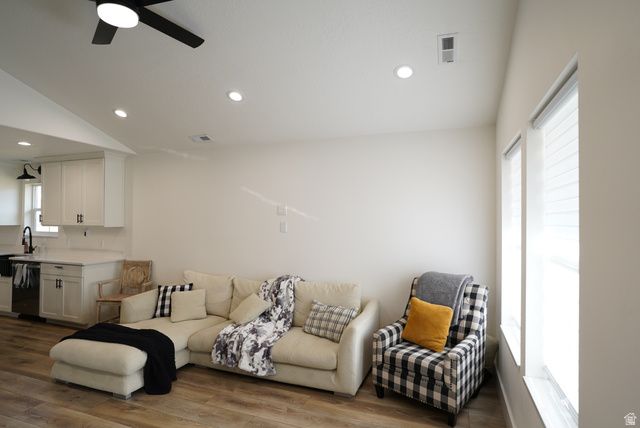 35 E 500 S, Mt Pleasant, UT 84647