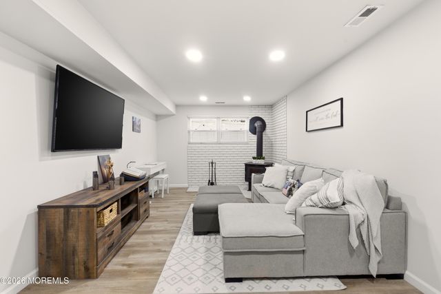 19 Silversmith Court, Howell, NJ 07731