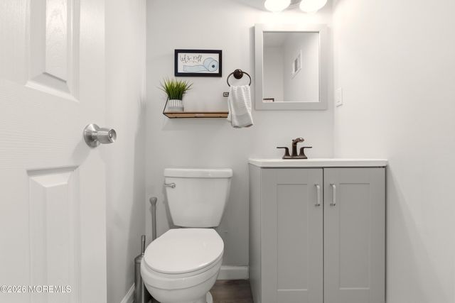 19 Silversmith Court, Howell, NJ 07731