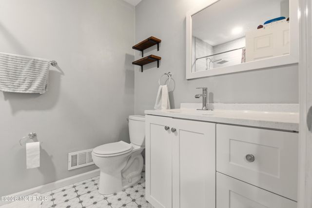 19 Silversmith Court, Howell, NJ 07731