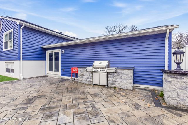 19 Silversmith Court, Howell, NJ 07731