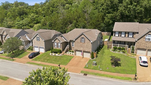 1757 Haleys Hope Ct, Nashville, TN 37209