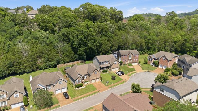 1757 Haleys Hope Ct, Nashville, TN 37209