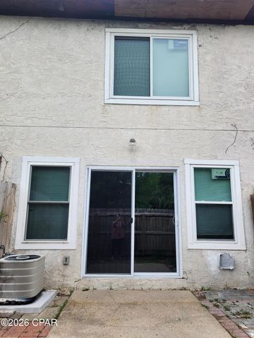 4455 W 19th Street 17, Panama City, FL 32405
