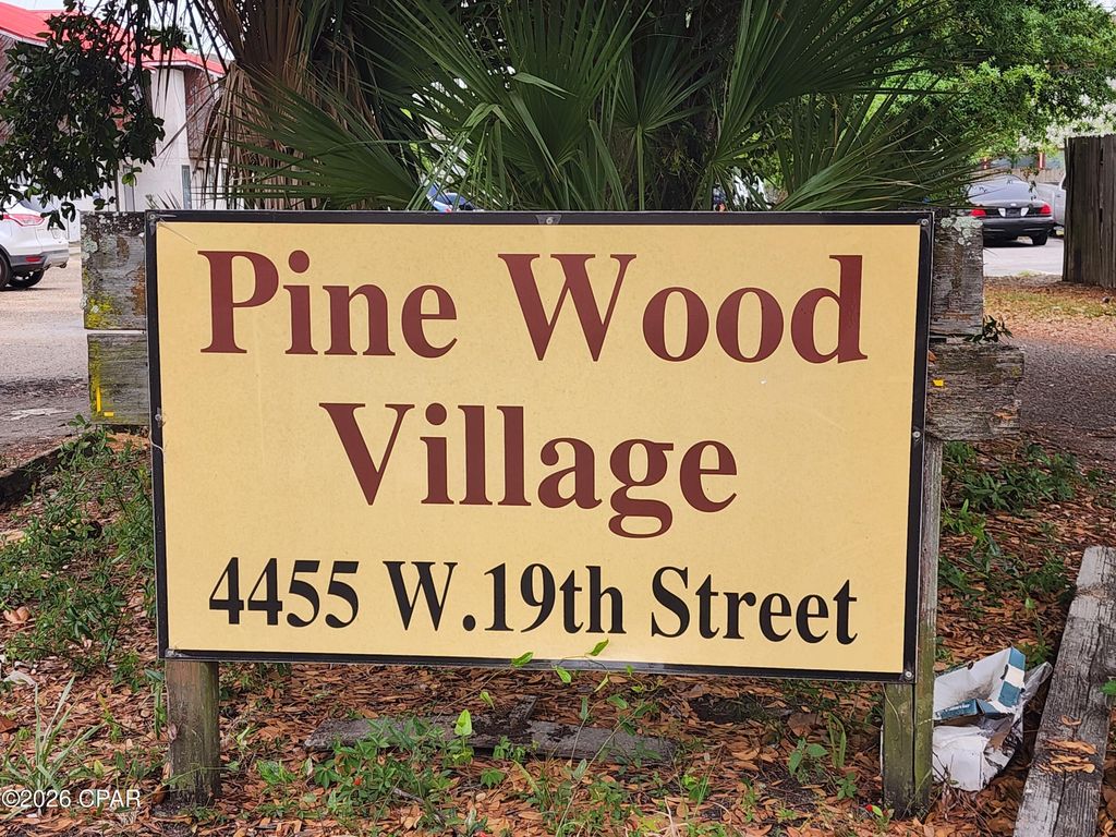 4455 W 19th Street 17, Panama City, FL 32405