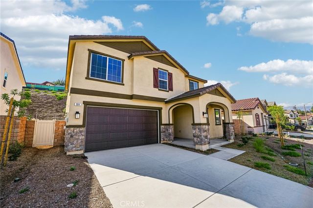 884 Porta Marina Lane, Lake Elsinore, CA 92530