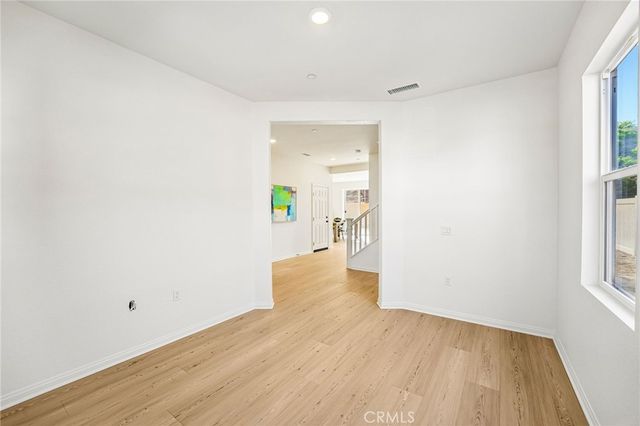 884 Porta Marina Lane, Lake Elsinore, CA 92530