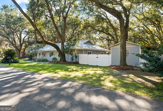 1915 Second Avenue, St. Simons, GA 31522