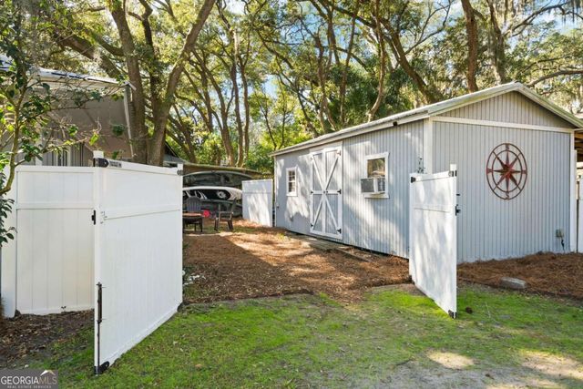 1915 Second Avenue, St. Simons, GA 31522