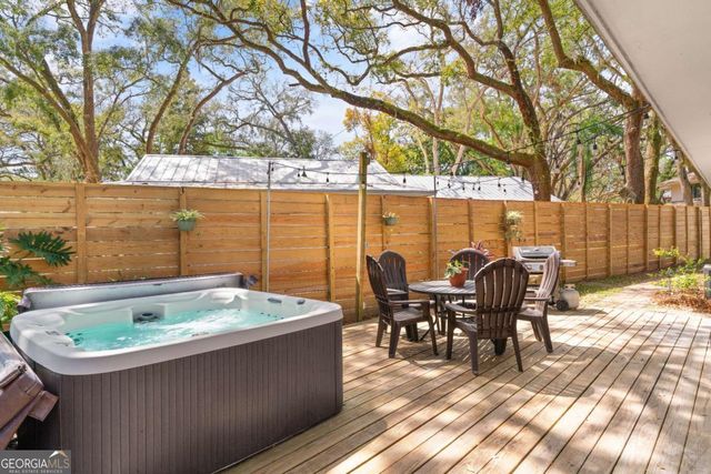 1915 Second Avenue, St. Simons, GA 31522