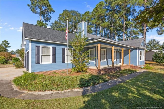 5904 Genesis Court, Hope Mills, NC 28348