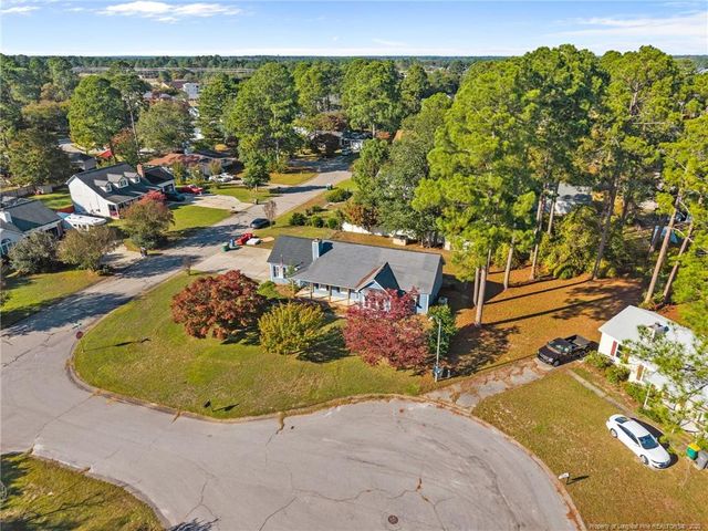 5904 Genesis Court, Hope Mills, NC 28348
