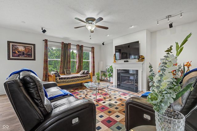 13874 Luxor Chase, Fishers, IN 46038
