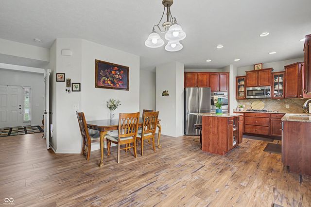 13874 Luxor Chase, Fishers, IN 46038