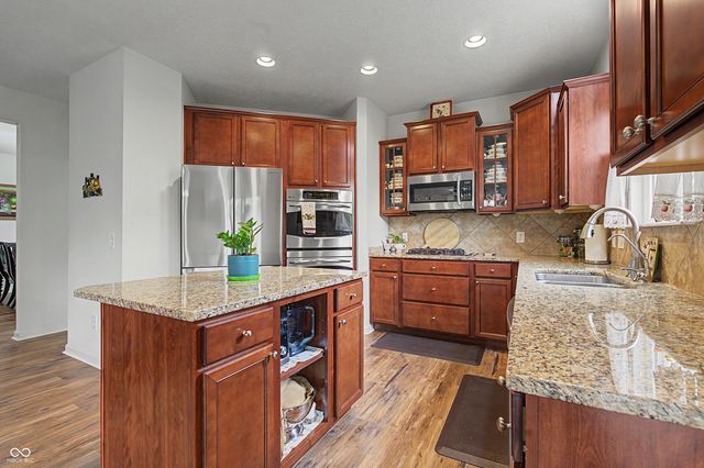 13874 Luxor Chase, Fishers, IN 46038