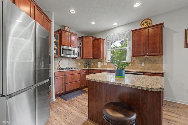 13874 Luxor Chase, Fishers, IN 46038
