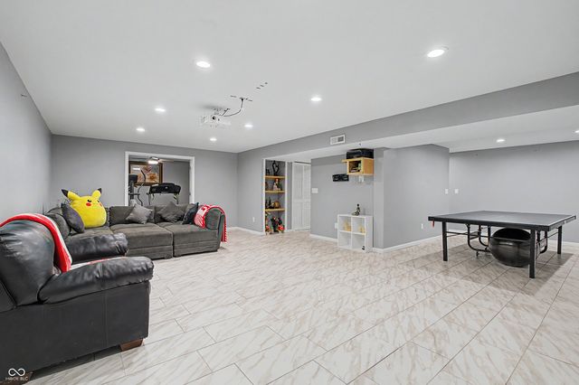 13874 Luxor Chase, Fishers, IN 46038