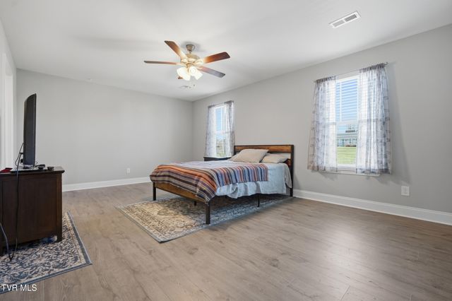 1512 West College Street, Jonesborough, TN 37659