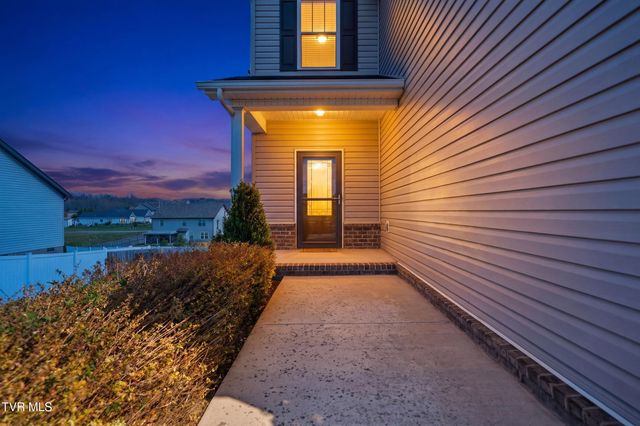 1512 West College Street, Jonesborough, TN 37659