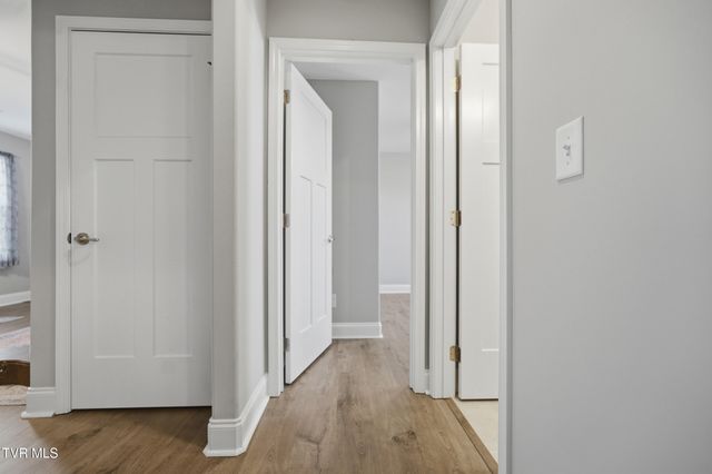 1512 West College Street, Jonesborough, TN 37659