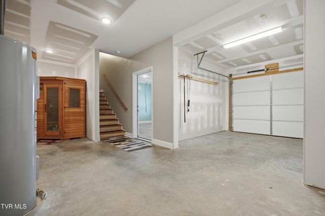 1512 West College Street, Jonesborough, TN 37659