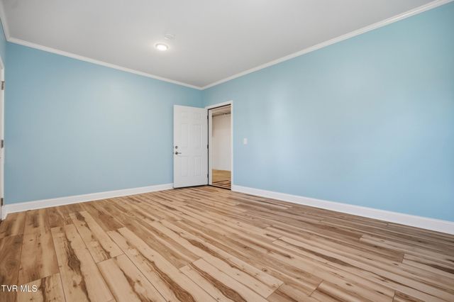 1512 West College Street, Jonesborough, TN 37659