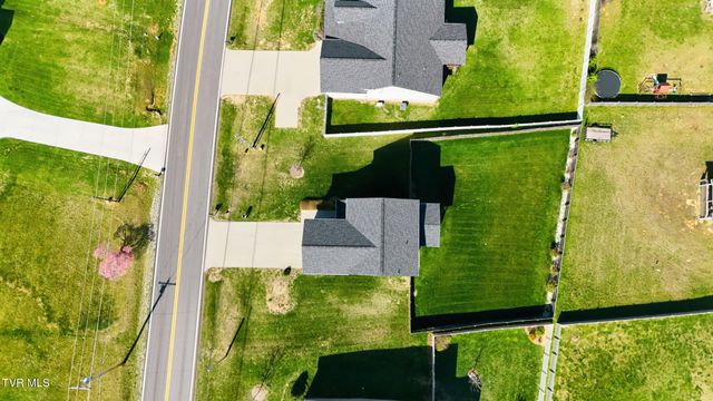 1512 West College Street, Jonesborough, TN 37659