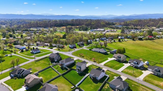 1512 West College Street, Jonesborough, TN 37659