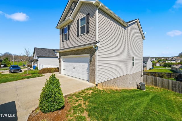 1512 West College Street, Jonesborough, TN 37659