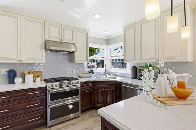 216 Douglane Avenue, Santa Clara, CA 95050