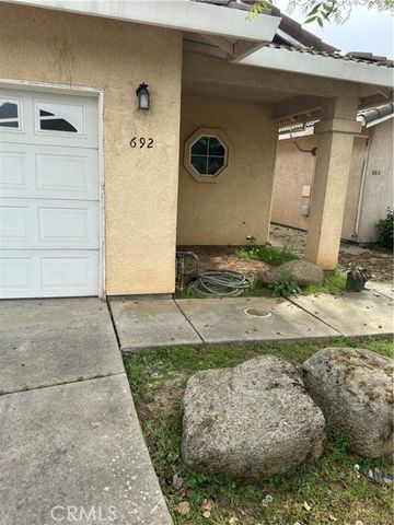 692 Gateway, Merced, CA 95340