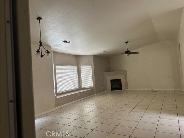 692 Gateway, Merced, CA 95340