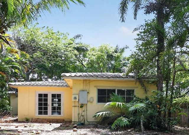 1131 Adams Street, Hollywood, FL 33019