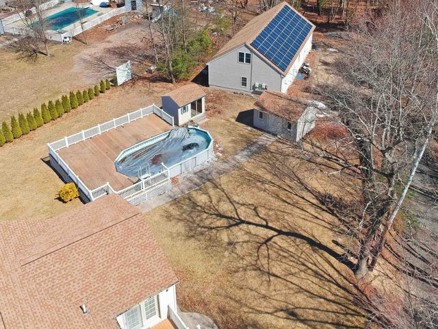 16 Towne Drive, Derry, NH 03038
